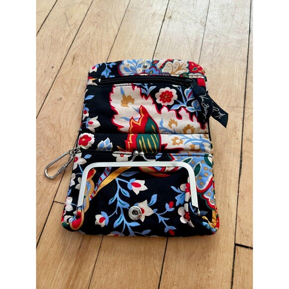 Vera Bradley Handbags - Vera Bradley Coin Purse Wallet w/coin purse Womens Quilted Zippered Versailles